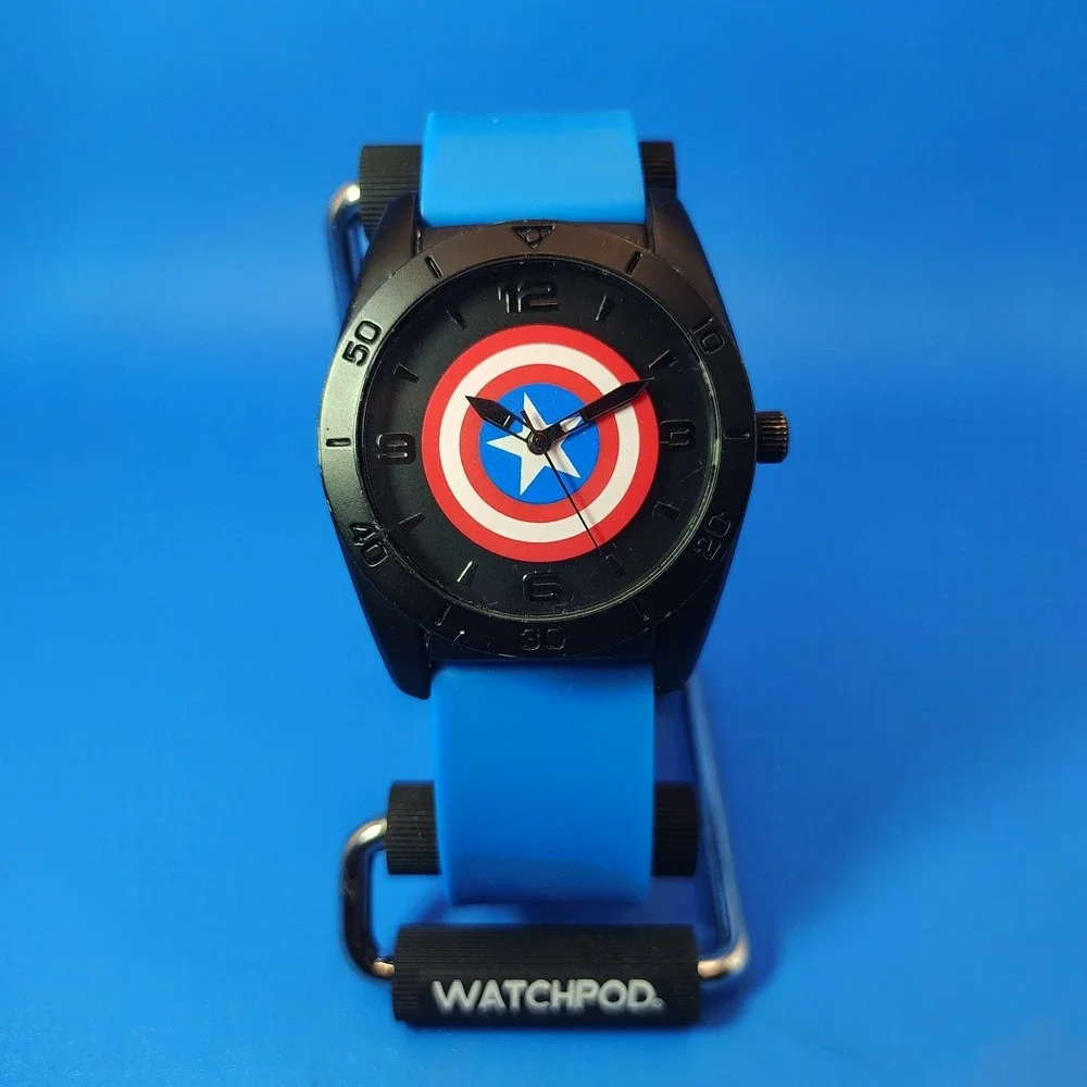 Vintage 2012 Marvel Captain America 41mm Mens Quartz Watch Rubber Strap Restored
